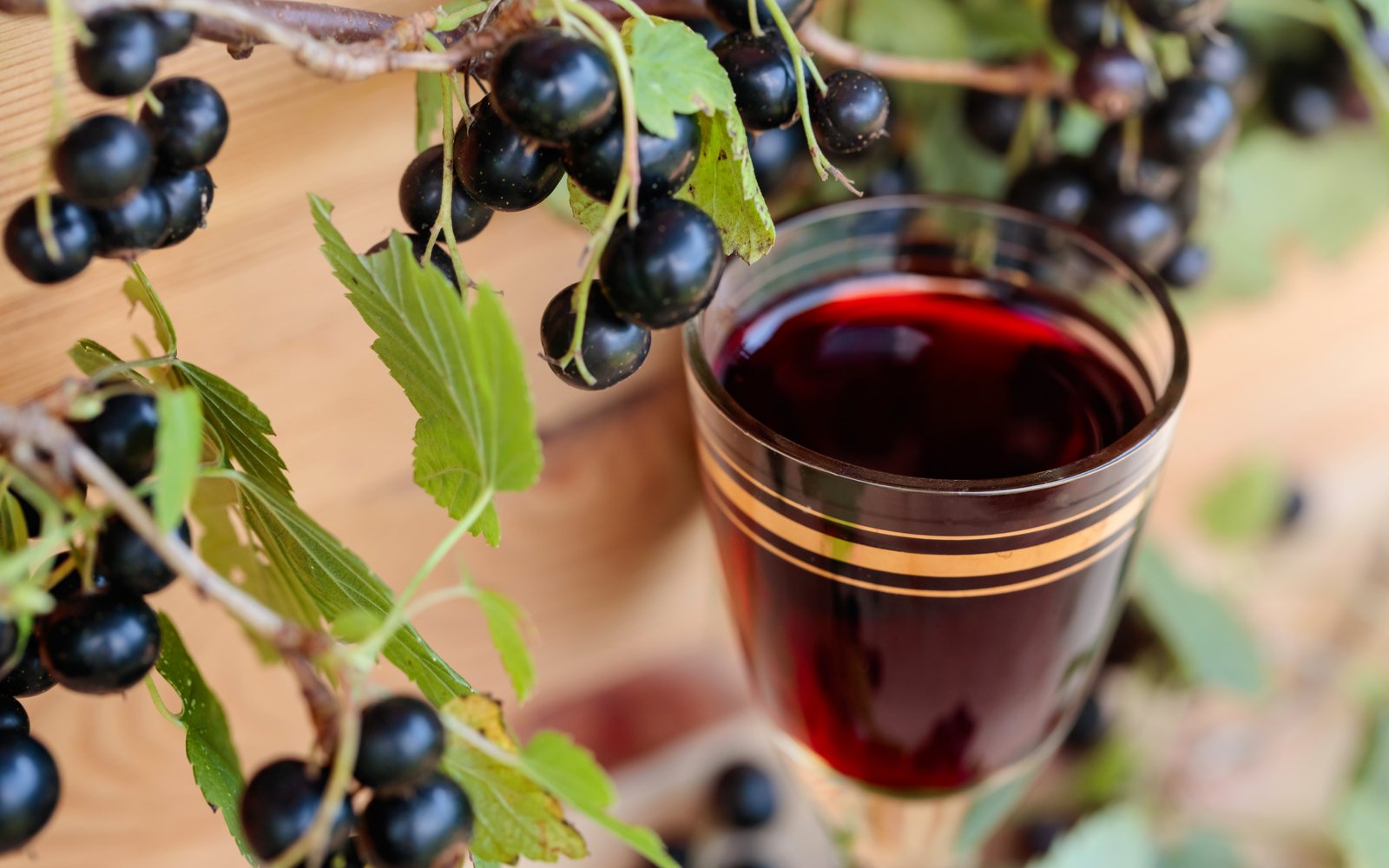 Gift Baskets with Organic Spirits