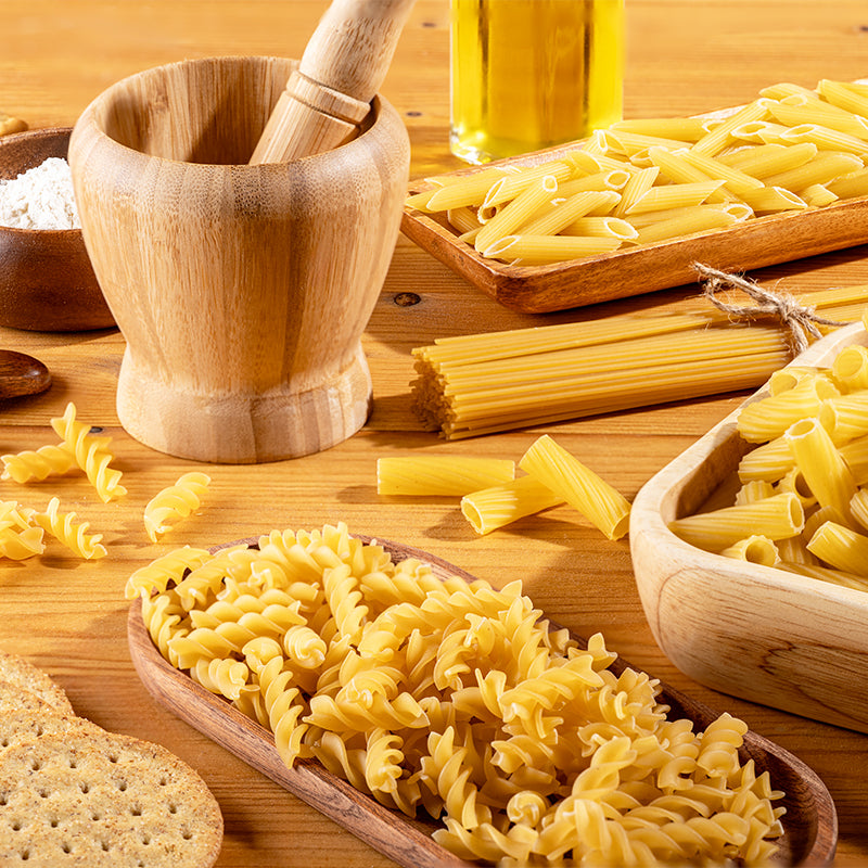 Gluten-free gift basket Canada with dietary-conscious snacks